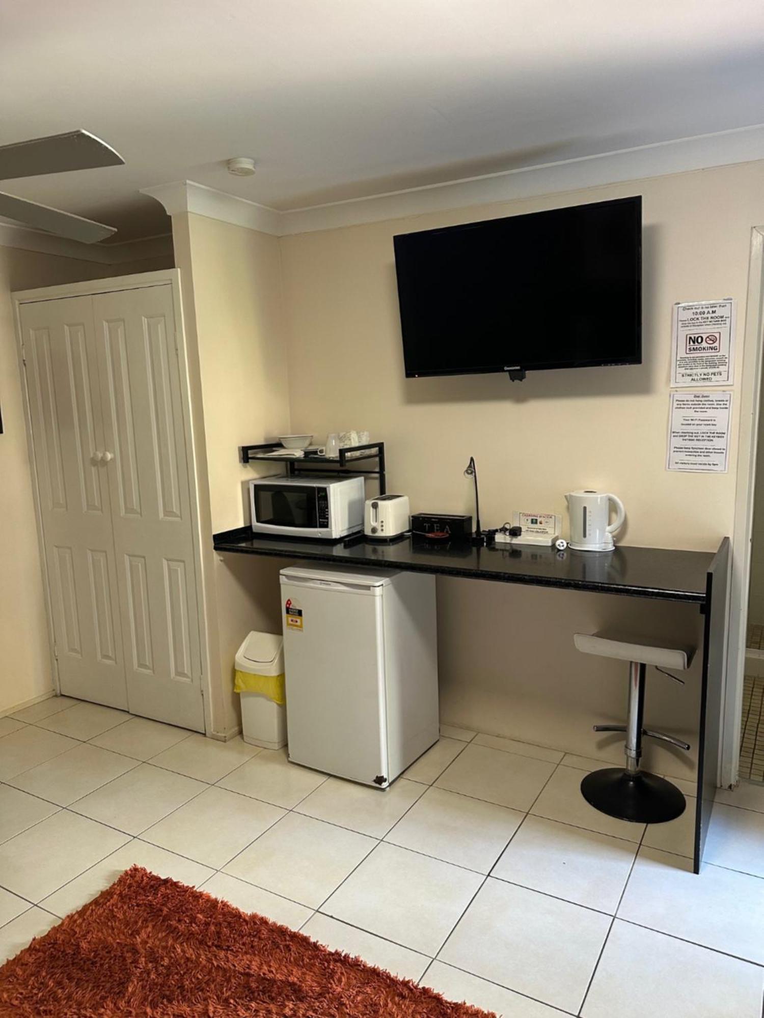 Gold Coast Airport Motel - Only 300 Meters To Airport Terminal Dış mekan fotoğraf